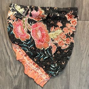 Super cute bandana crop top!